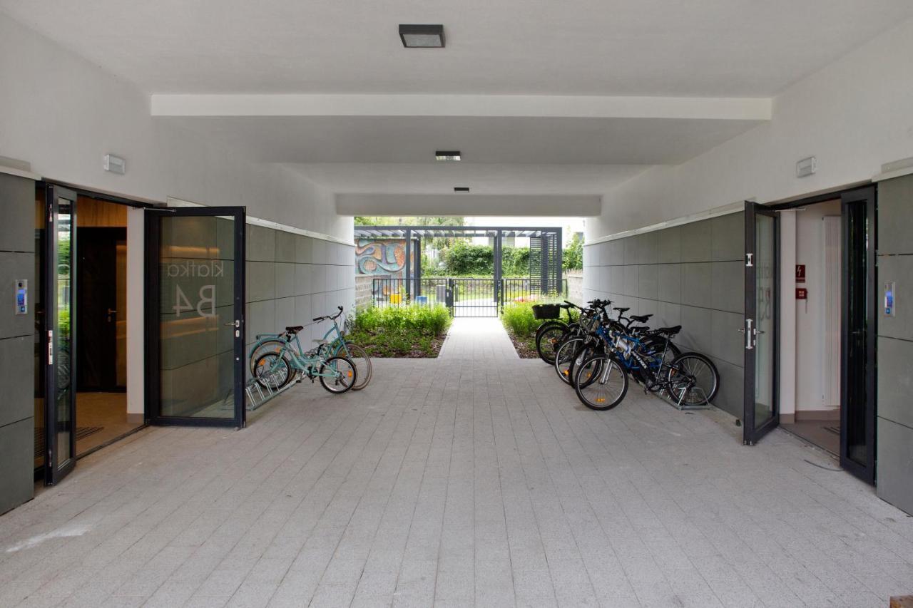 Cybernetyki 6B Serviced Accommodation Varsovie Extérieur photo